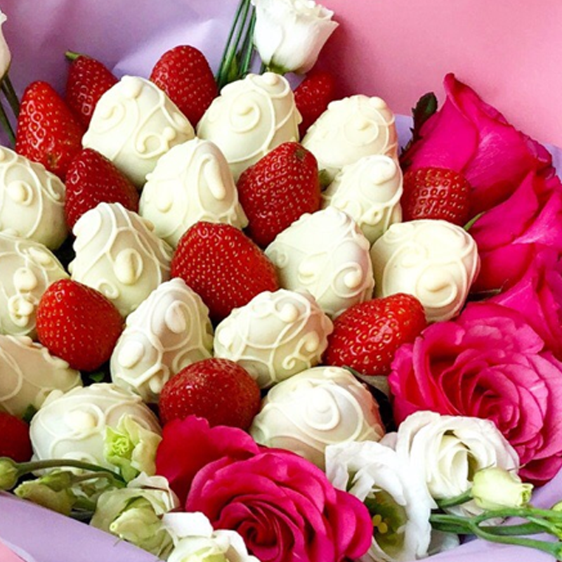 Букет из клубники Великолепный век